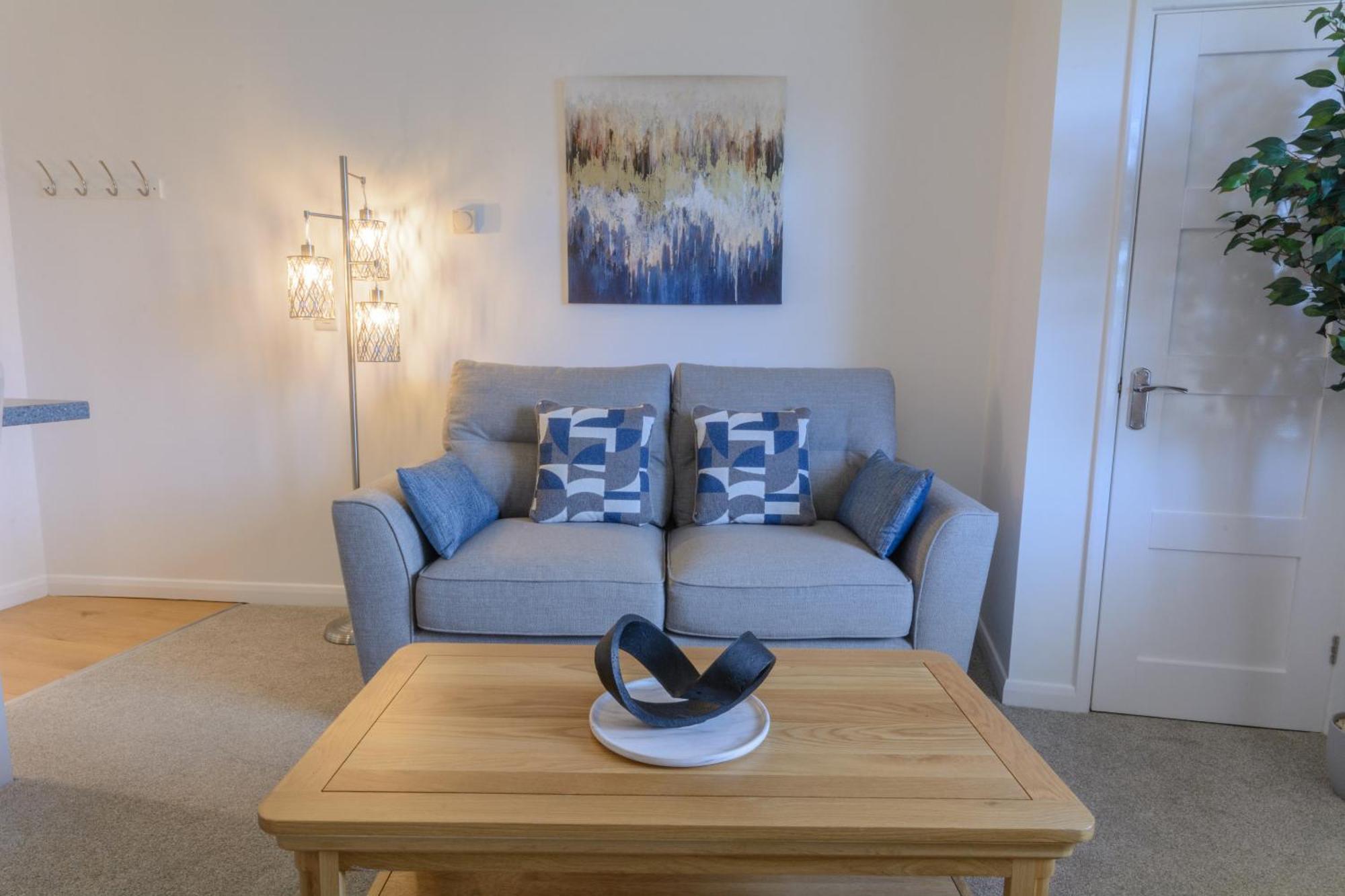 Crescent House Apartments 텔퍼드 객실 사진